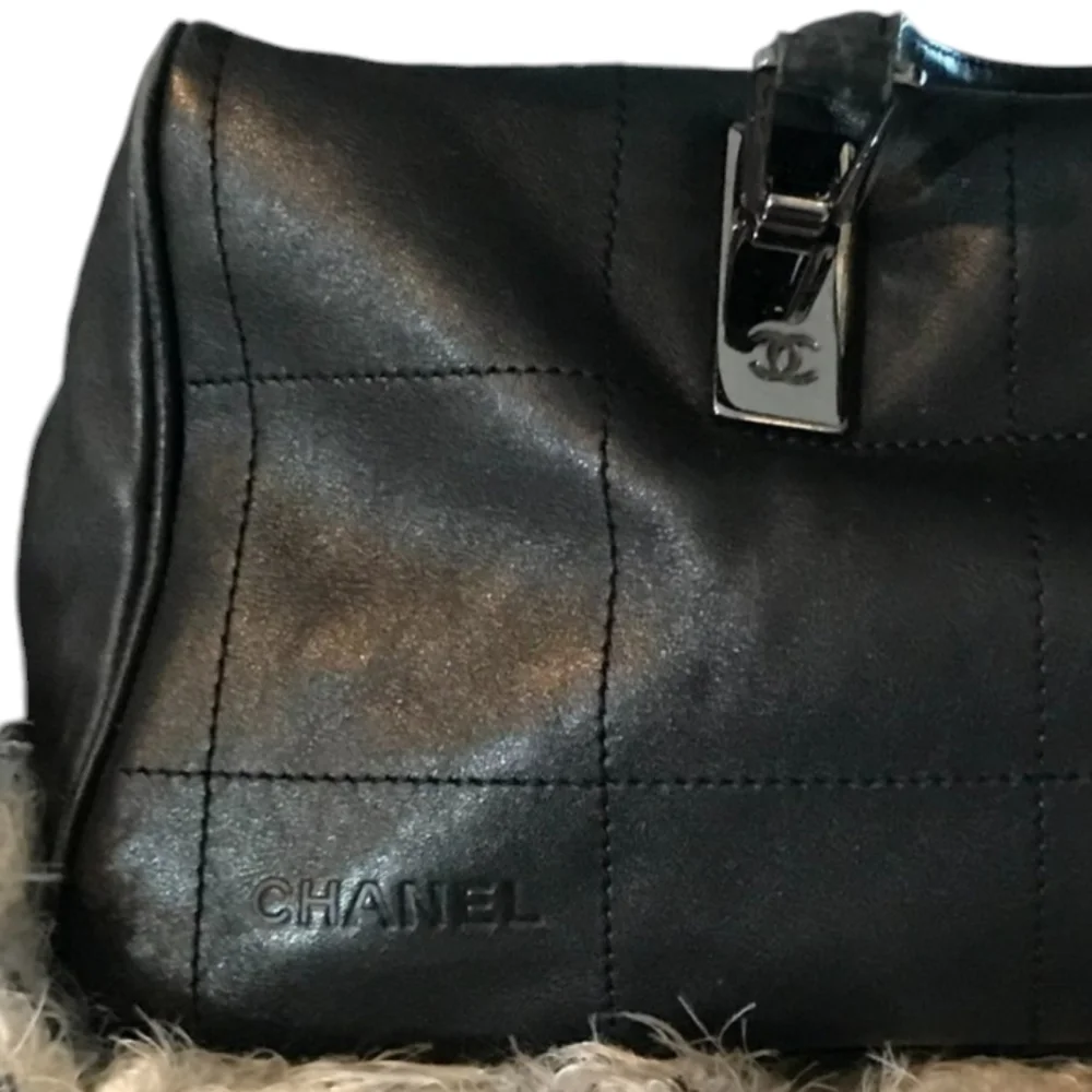 💕💯Authentic Chanel Square Stitch CC Boston Bag Quilted Leather💕